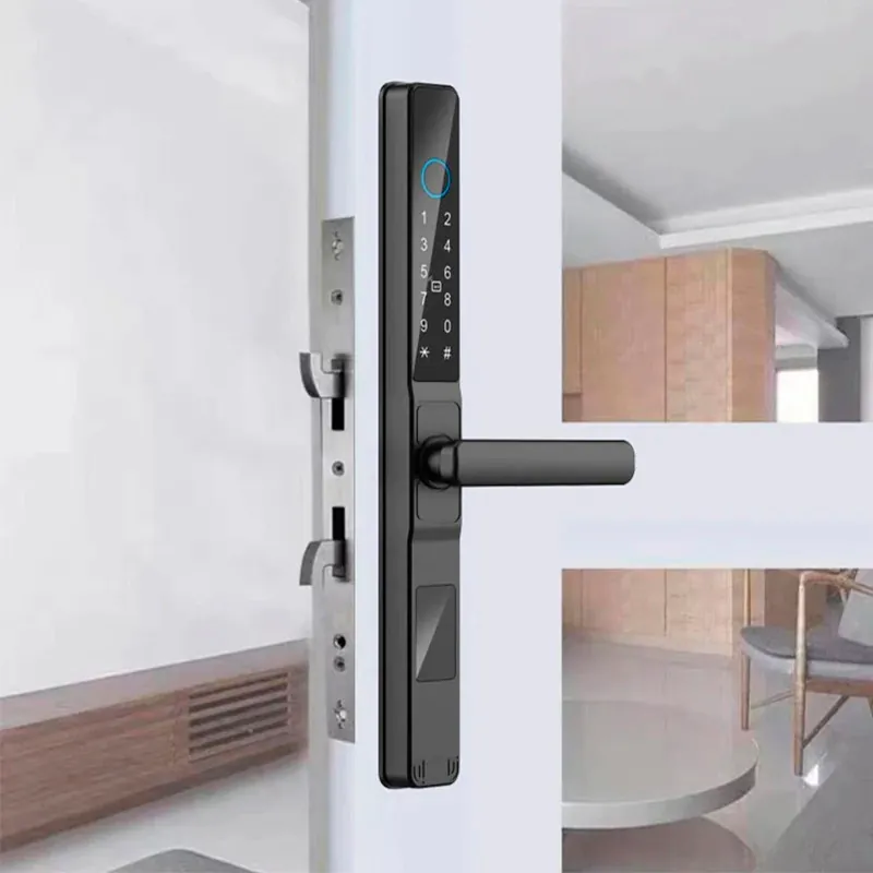 Detalle de cerradura inteligente negra instalada en una puerta delgada con teclado y manija