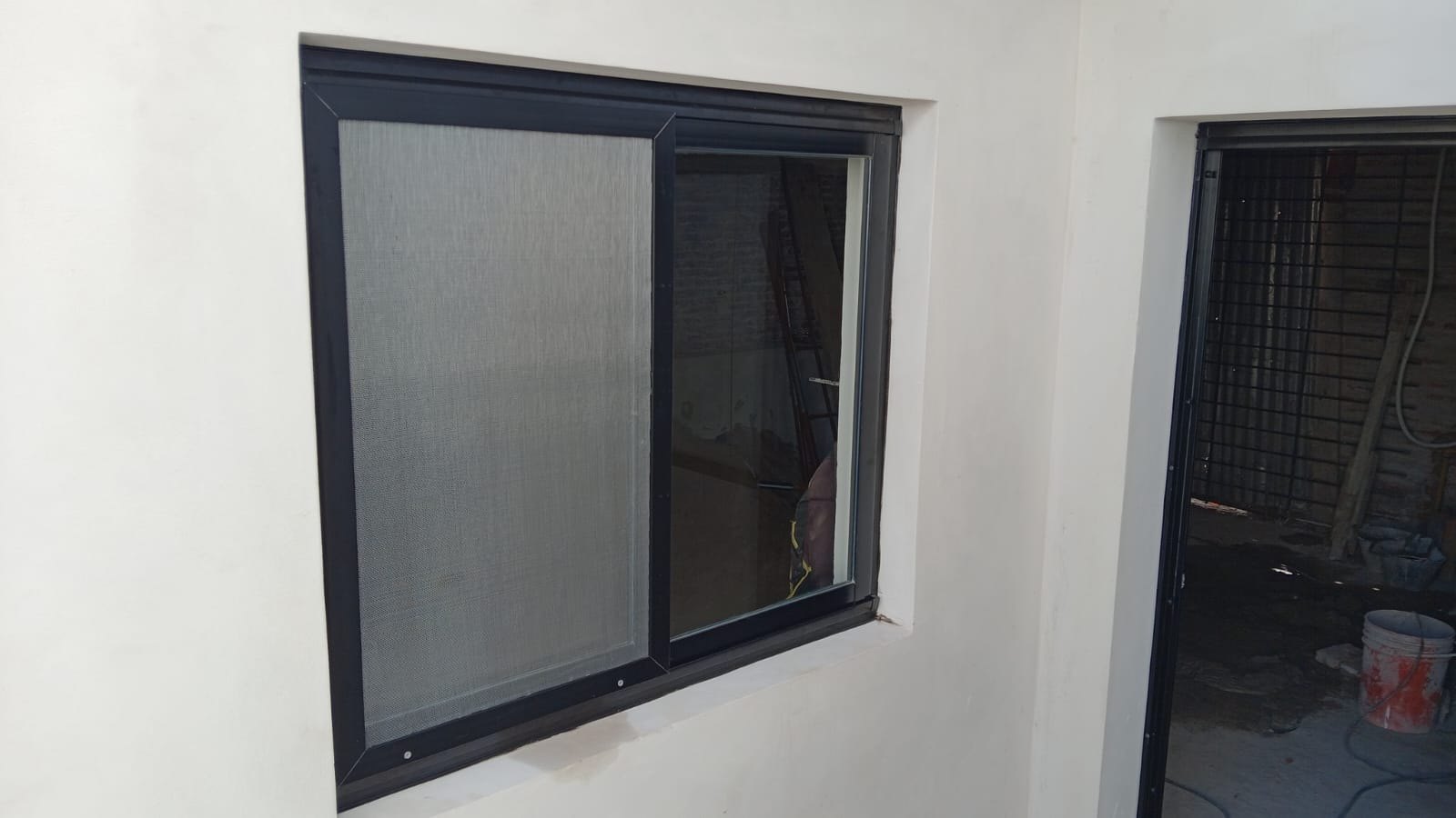 Obra de aberturas de aluminio realizada en Concordia por Aberturas Chajari (foto 3)