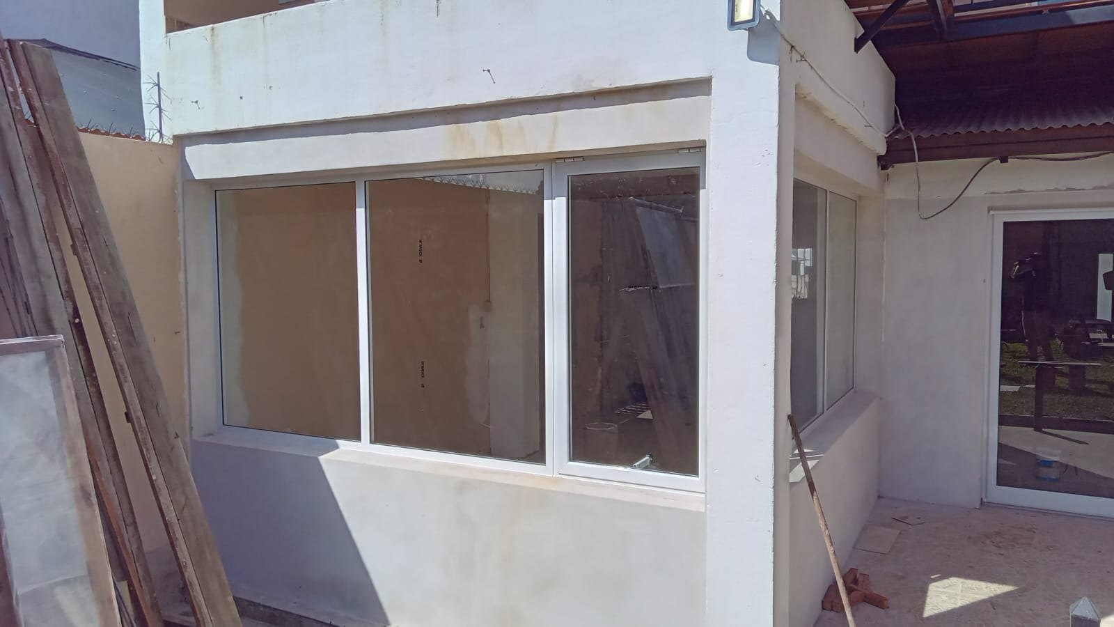 Obra de aberturas de aluminio realizada en Federación por Aberturas Chajarí (foto 3)