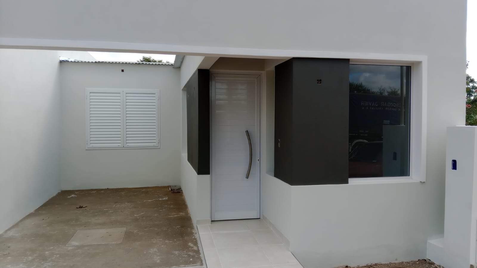 Obra de aberturas de aluminio realizada en Mocoretá por Aberturas Chajarí (foto 1)